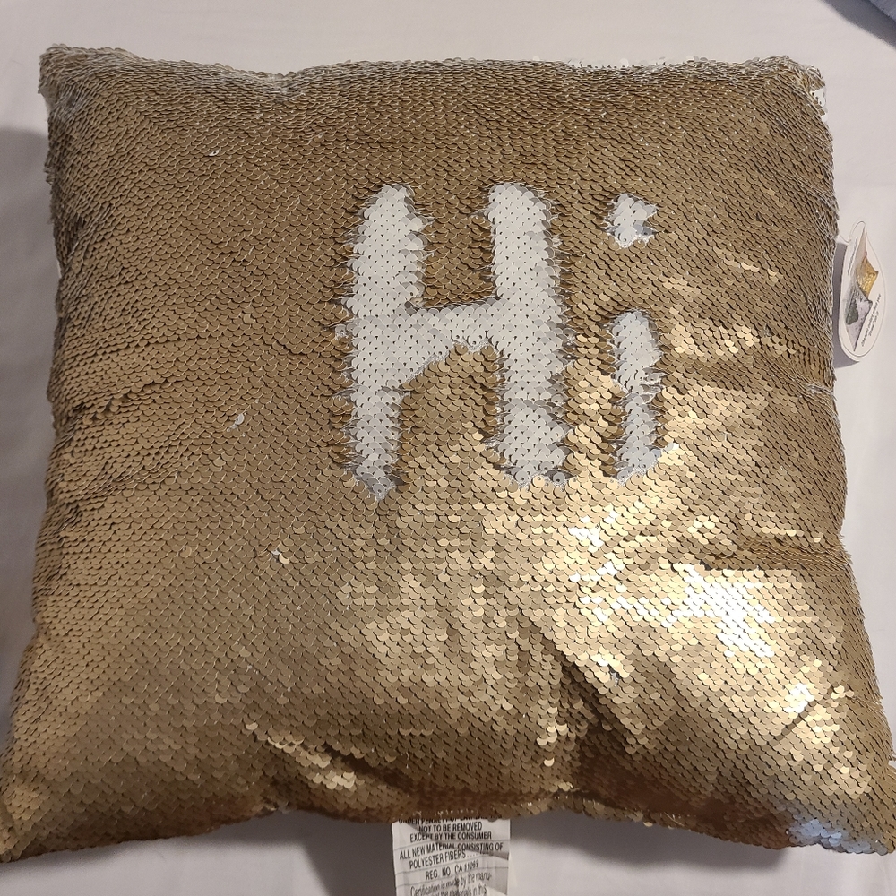 DECORATIVE MERMAID SEQUIN PILLOWS